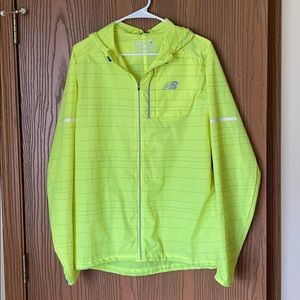 New balance lightweight reflective shell jacket